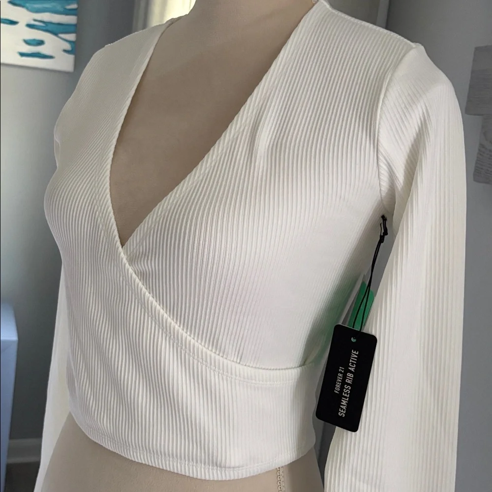 Forever 21 Cream Ribbed Wrap Top - Picture 4 of 6